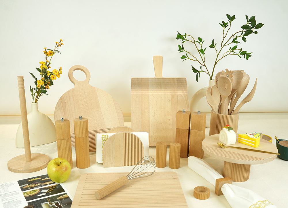 round beech wood food display stand for cupcakes cakes weddings restaurants and parties 4